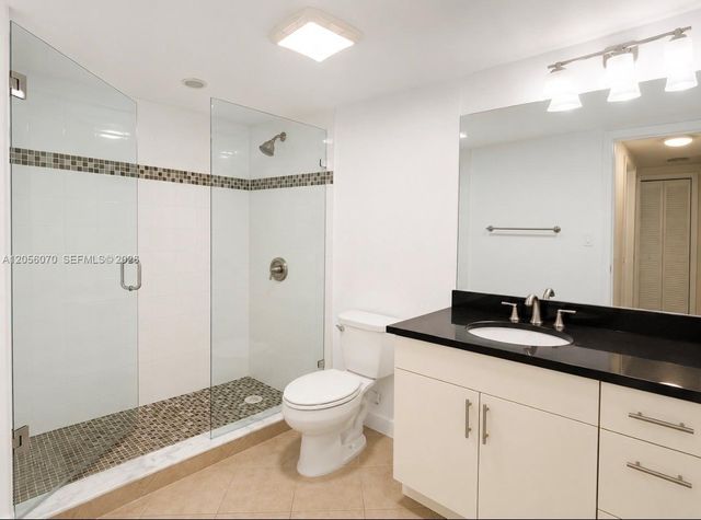 2000 Atlantic Shores Boulevard 316, Hallandale Beach, FL 33009