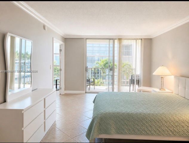 2000 Atlantic Shores Boulevard 316, Hallandale Beach, FL 33009