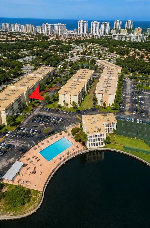 2000 Atlantic Shores Boulevard 316, Hallandale Beach, FL 33009