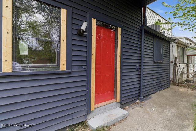 2230 W Main St, Louisville, KY 40212