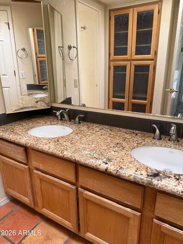 8844 S 51ST Street 2, Phoenix, AZ 85044
