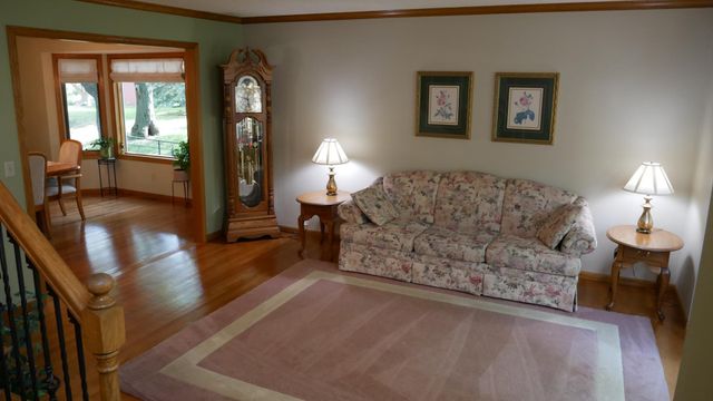 1742 122nd Lane NW, Coon Rapids, MN 55448