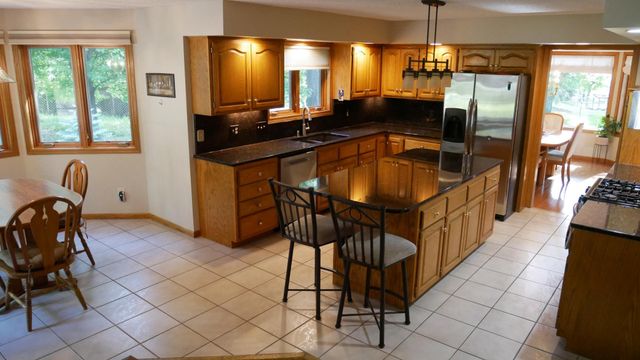 1742 122nd Lane NW, Coon Rapids, MN 55448