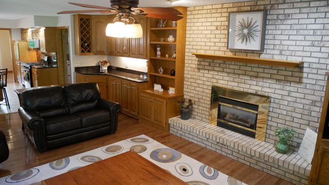 1742 122nd Lane NW, Coon Rapids, MN 55448