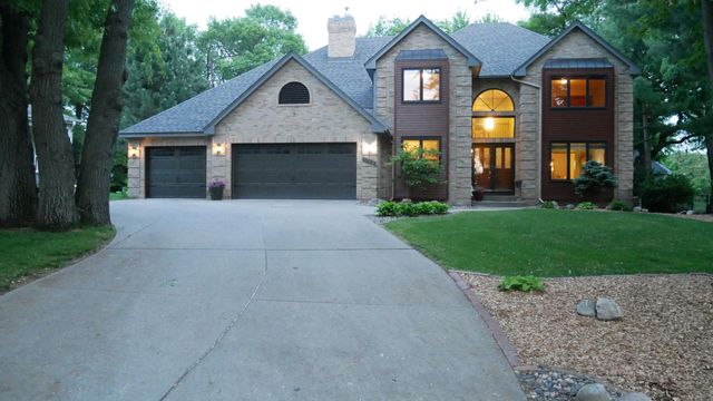 1742 122nd Lane NW, Coon Rapids, MN 55448