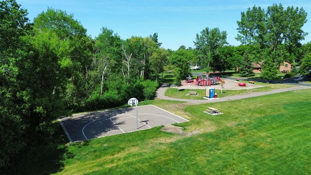 1742 122nd Lane NW, Coon Rapids, MN 55448