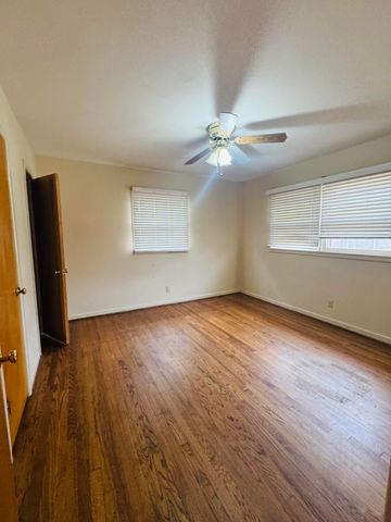 2715 39th Street, Lubbock, TX 79413