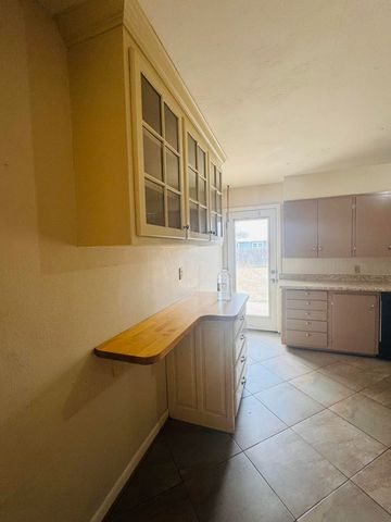 2715 39th Street, Lubbock, TX 79413