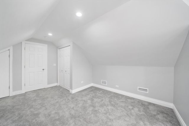 5237 S Long Avenue, Chicago, IL 60638