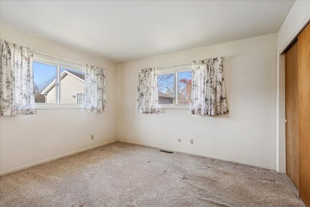 8518 Coral Road, Wonder Lake, IL 60097