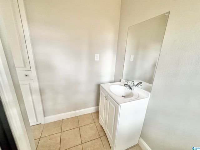 2013 TALLADEGA HIGHWAY, Sylacauga, AL 35150