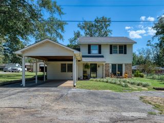 808 Walters, Frankston, TX 75763