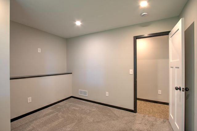 123 20th Avenue SW, Cambridge, MN 55008