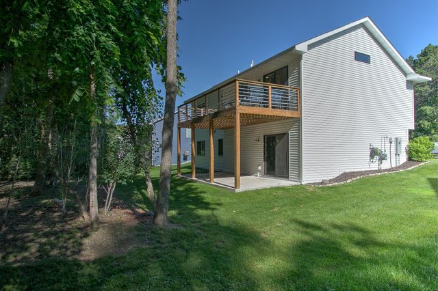 123 20th Avenue SW, Cambridge, MN 55008