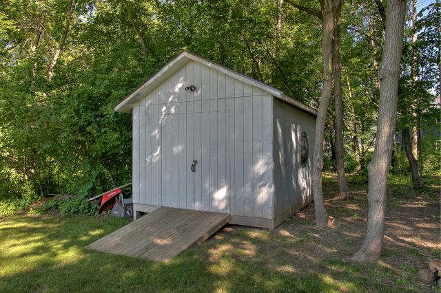 123 20th Avenue SW, Cambridge, MN 55008