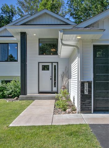 123 20th Avenue SW, Cambridge, MN 55008