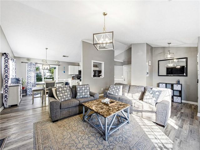 2523 Barndale Drive, Lawrenceville, GA 30044