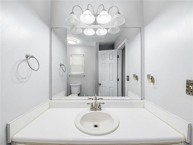 2523 Barndale Drive, Lawrenceville, GA 30044