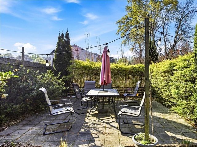 2523 Barndale Drive, Lawrenceville, GA 30044