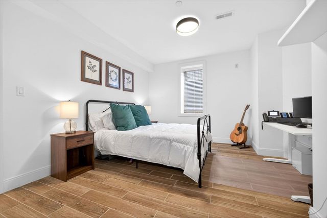 13 Quincy St A, Somerville, MA 02143
