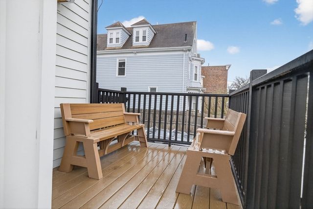 13 Quincy St A, Somerville, MA 02143