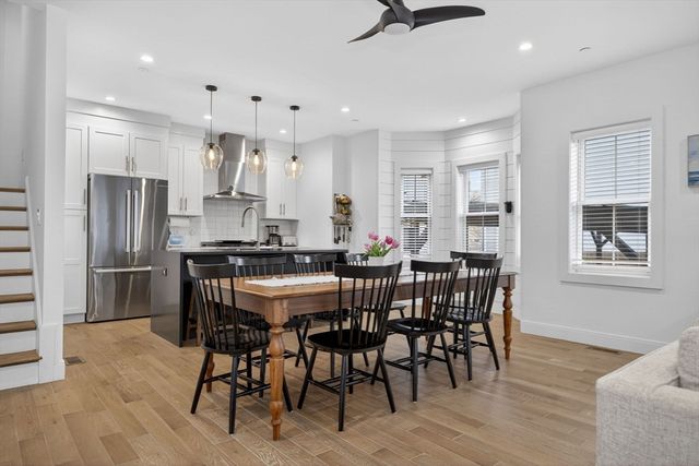 13 Quincy St A, Somerville, MA 02143