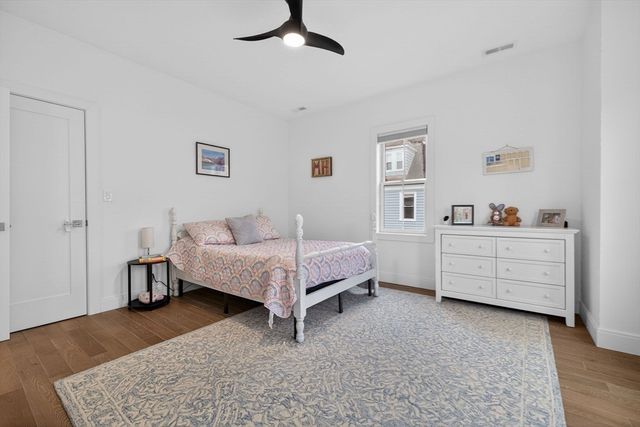 13 Quincy St A, Somerville, MA 02143