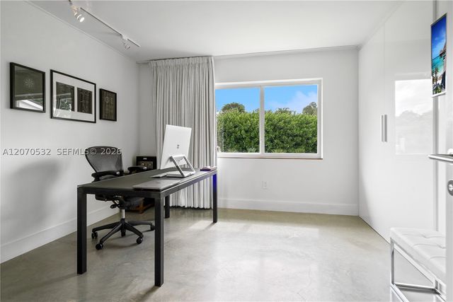 4001 Monserrate St, Coral Gables, FL 33146
