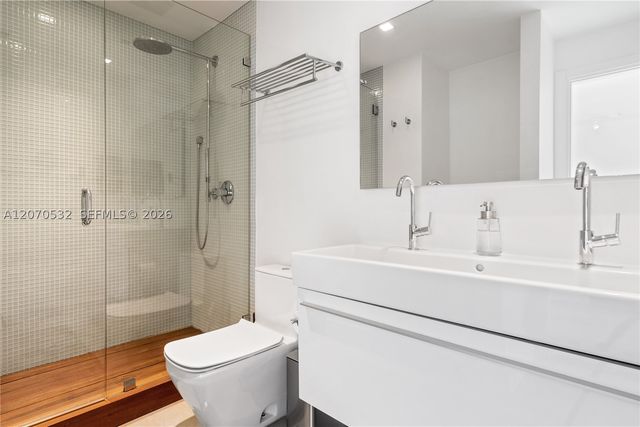 4001 Monserrate St, Coral Gables, FL 33146