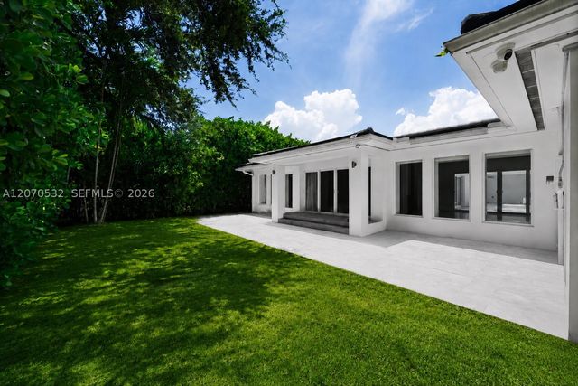 4001 Monserrate St, Coral Gables, FL 33146