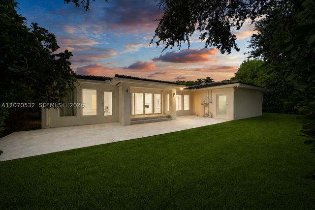 4001 Monserrate St, Coral Gables, FL 33146