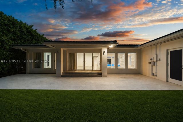 4001 Monserrate St, Coral Gables, FL 33146