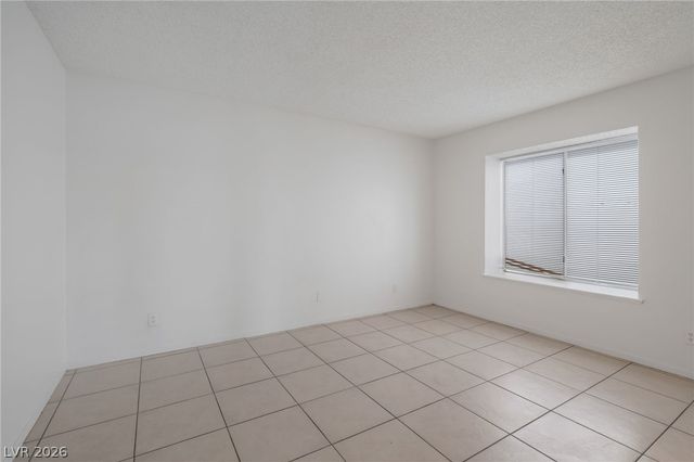 4427 Faberge Avenue, Las Vegas, NV 89115