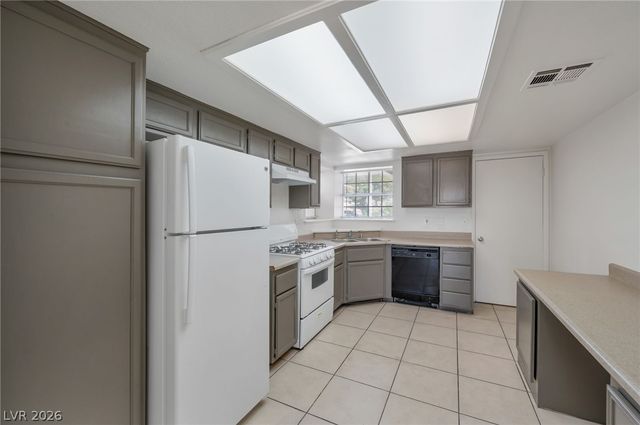 4427 Faberge Avenue, Las Vegas, NV 89115