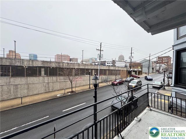 202 North 6th Street 201, Allentown City, PA 18102