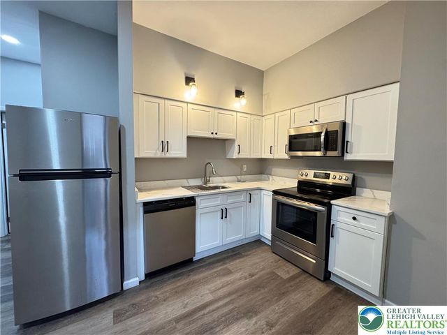 202 North 6th Street 201, Allentown City, PA 18102