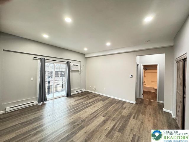 202 North 6th Street 201, Allentown City, PA 18102