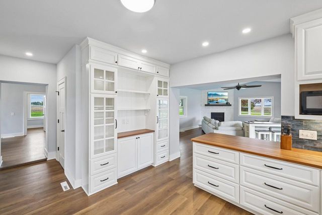 5833 Town Hall Drive, Sun Prairie, WI 53590