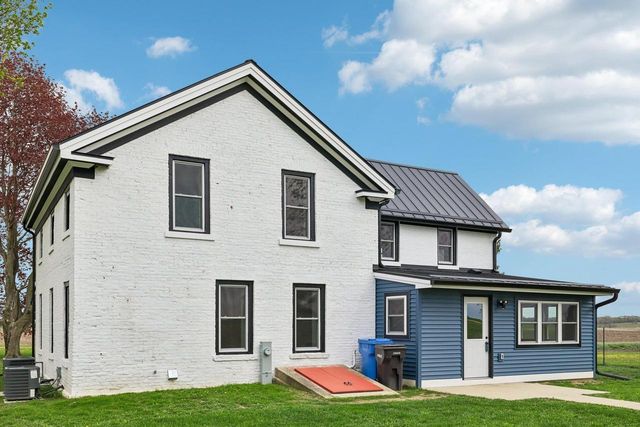 5833 Town Hall Drive, Sun Prairie, WI 53590