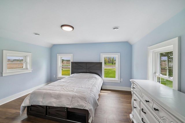 5833 Town Hall Drive, Sun Prairie, WI 53590
