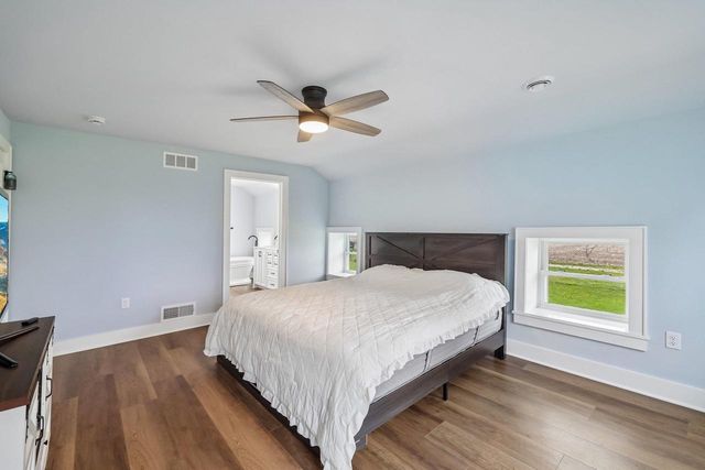5833 Town Hall Drive, Sun Prairie, WI 53590