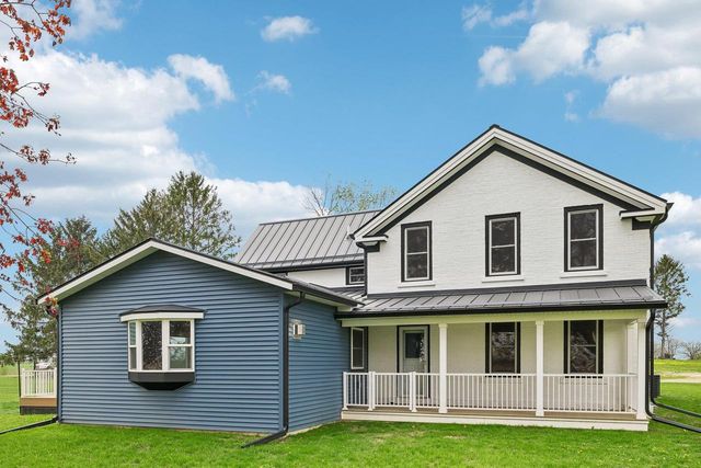 5833 Town Hall Drive, Sun Prairie, WI 53590