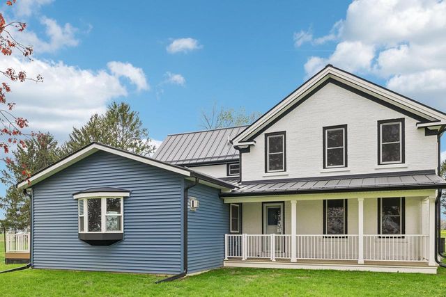 5833 Town Hall Drive, Sun Prairie, WI 53590
