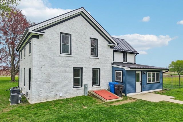 5833 Town Hall Drive, Sun Prairie, WI 53590