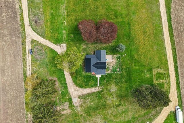 5833 Town Hall Drive, Sun Prairie, WI 53590