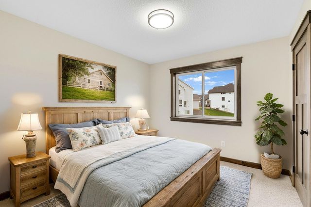 17762 Empire Trail, Lakeville, MN 55044