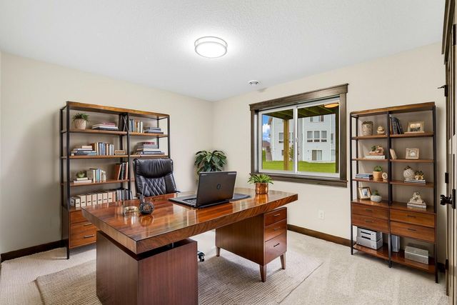 17762 Empire Trail, Lakeville, MN 55044