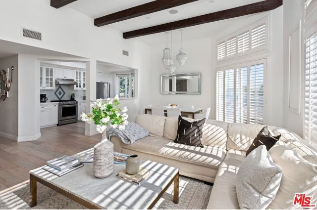 320 S Willaman Drive 2, Los Angeles, CA 90048