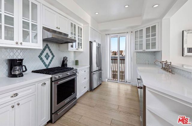 320 S Willaman Drive 2, Los Angeles, CA 90048