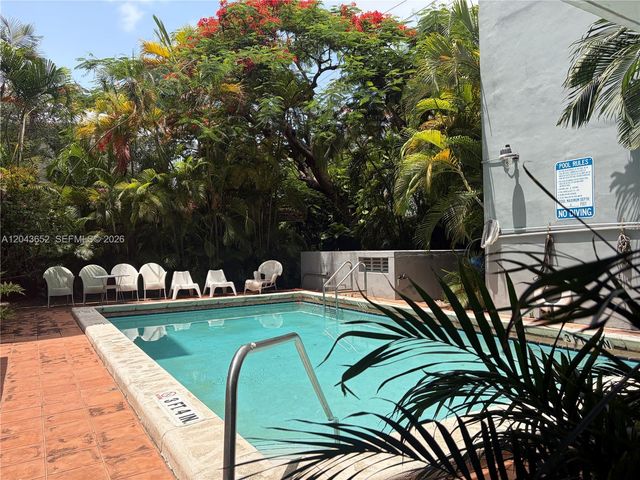 820 Salzedo St 405, Coral Gables, FL 33134
